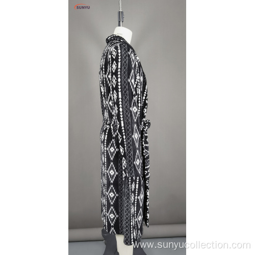 Polyester printed long sleeve bathrobe